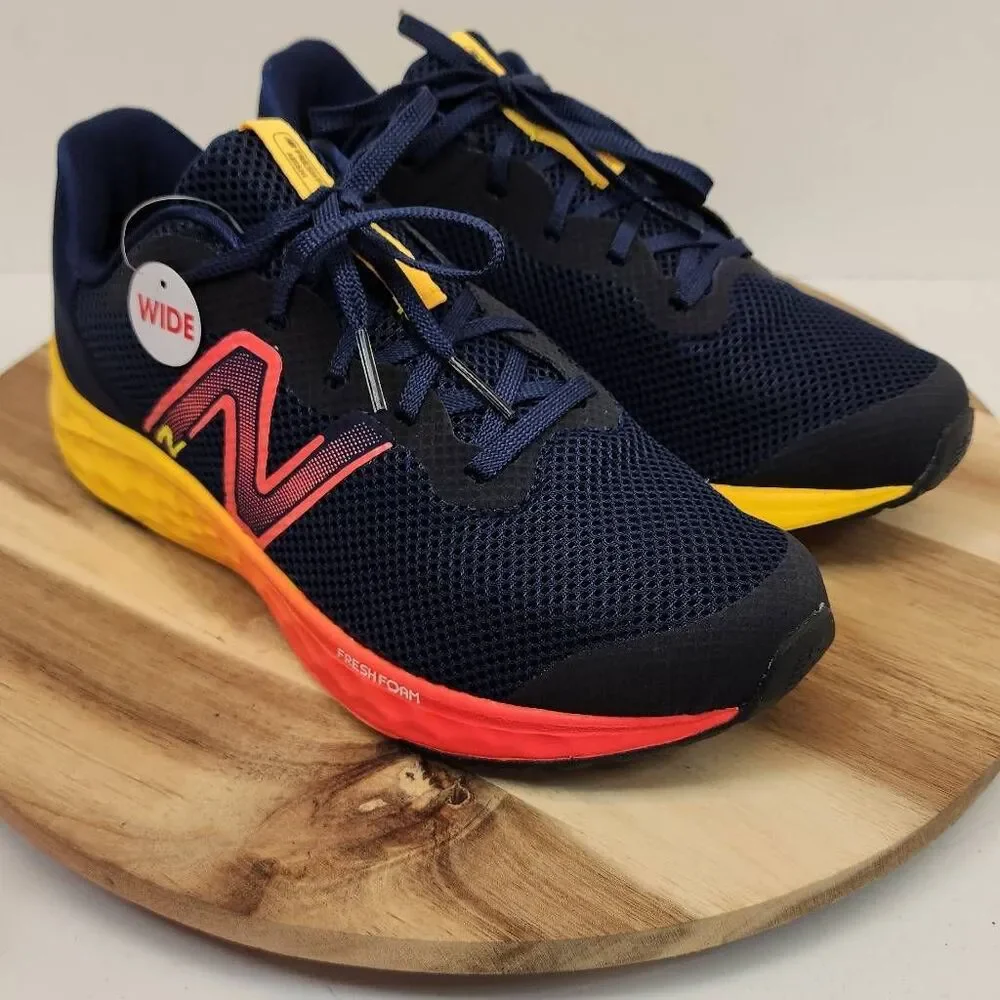 New Balance Fresh Foam Arishi v4 Boys 5.5 Blue